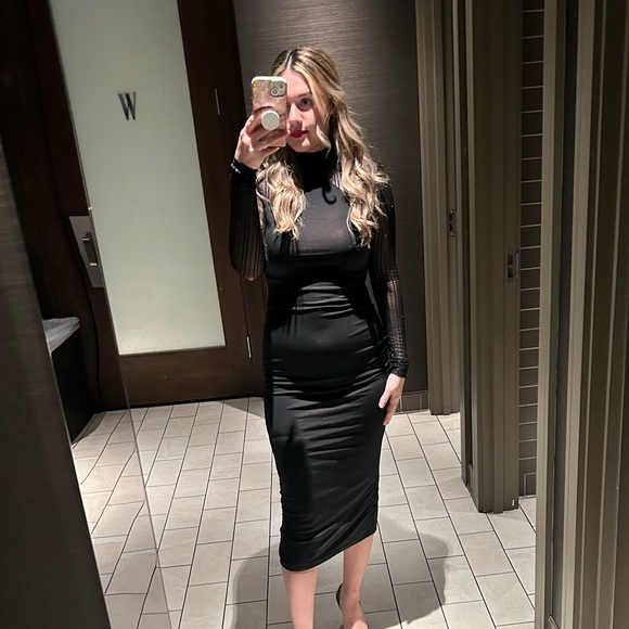 Mock Neck Contrast Mesh Sheer Split Back
Bodycon Dress - Black Shimmer Glitter - Picture 10 of 11